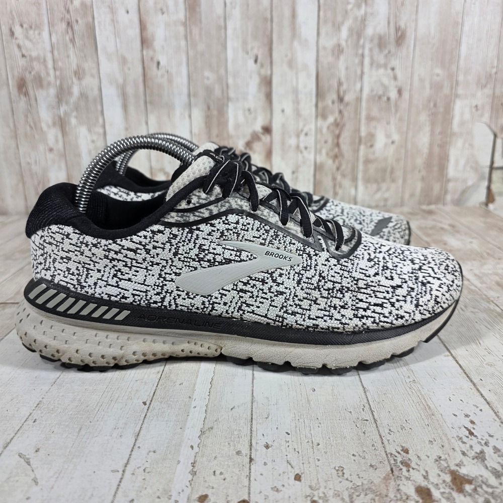 Brooks Adrenaline GTS 20 Womens 9.5 Running Shoes Black White 1202961B167